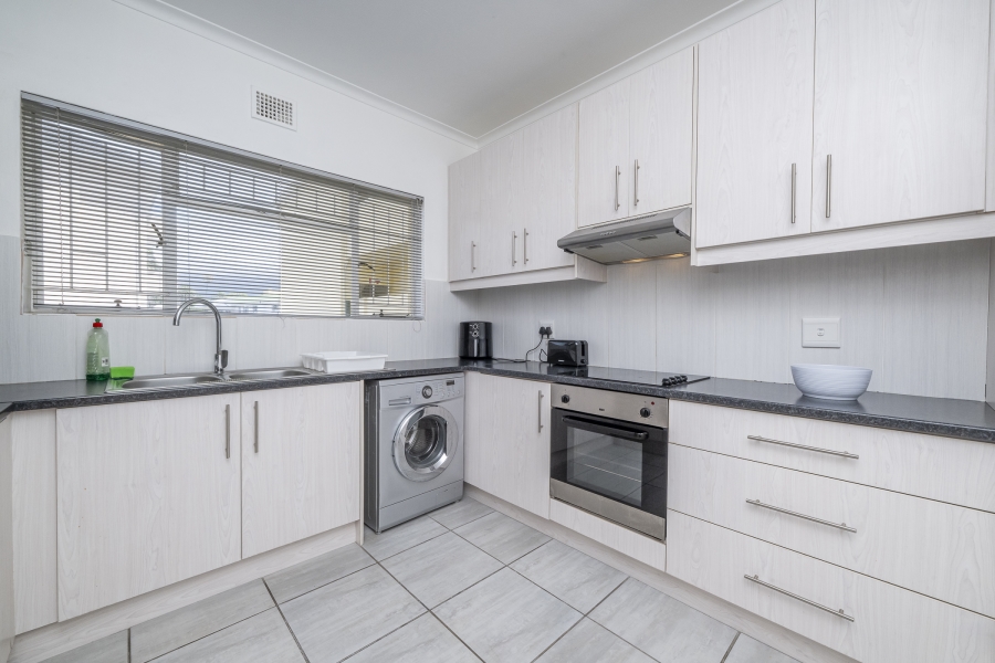 2 Bedroom Property for Sale in Plumstead Western Cape